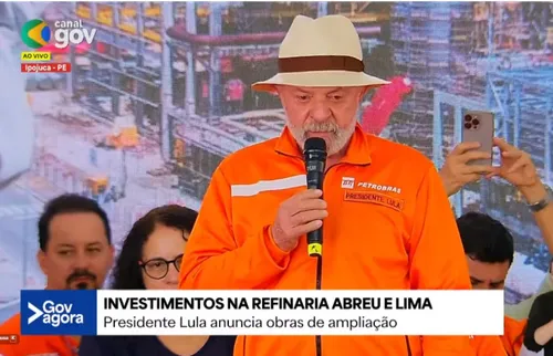 
          Imagem ilustrativa da imagem Emocionado, Lula pede 'movimento dos homens' no combate à violência contra a mulher
          