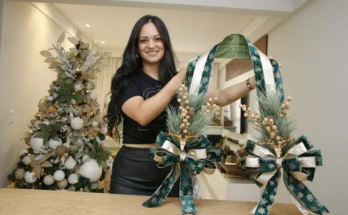 
          Imagem ilustrativa da imagem Enfeite para decorar portas com estilo para o Natal
          