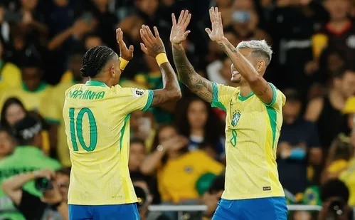 
          Imagem ilustrativa da imagem Entenda os cenários de grupos mais fáceis e difíceis para o Brasil na Copa
          