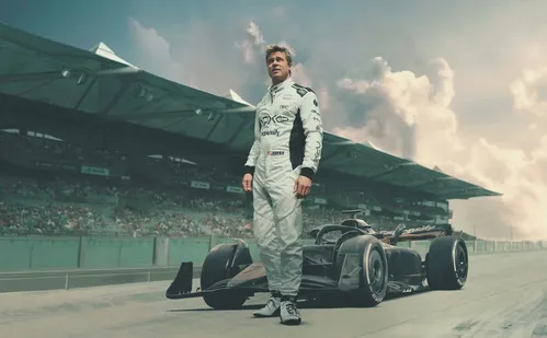 
          Imagem ilustrativa da imagem "F1 - O filme": adrenalina e recorde de bilheteria com Brad Pitt
          