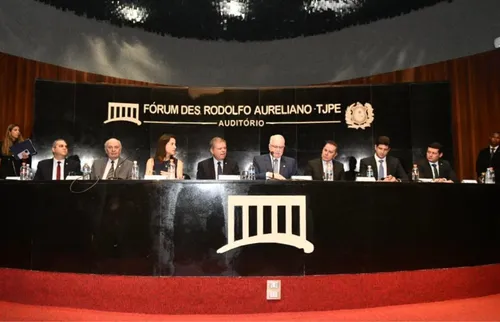 
          Imagem ilustrativa da imagem Fachin abre mobilização nacional pelo julgamento de crimes contra a vida no Recife
          