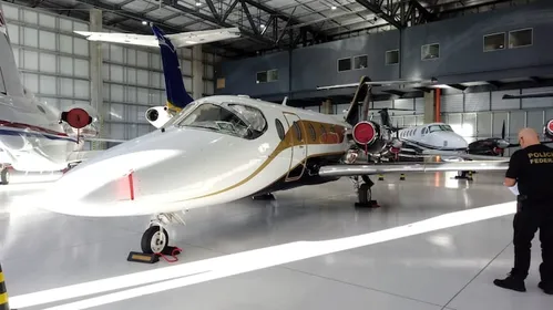 
          Imagem ilustrativa da imagem Falso Mounjaro: PF mira quadrilha que vendia remédio para emagrecer ilegalmente
          