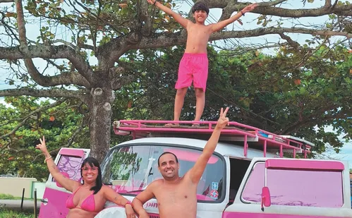 
          Imagem ilustrativa da imagem Famílias aventureiras contam seus desafios nas estradas
          