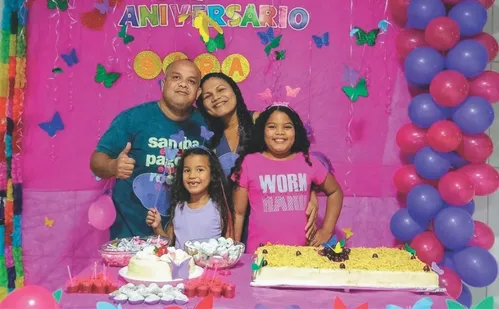 
          Imagem ilustrativa da imagem PRF divulga vídeo que registrou momento do acidente que matou família em Jaguaré
          