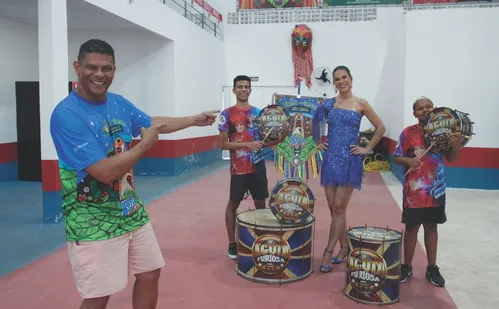 
          Imagem ilustrativa da imagem Festas no ritmo do samba no fim de semana
          