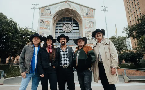 
          Imagem ilustrativa da imagem Festival Delírio Tropical terá 29 atrações de quarta a domingo
          