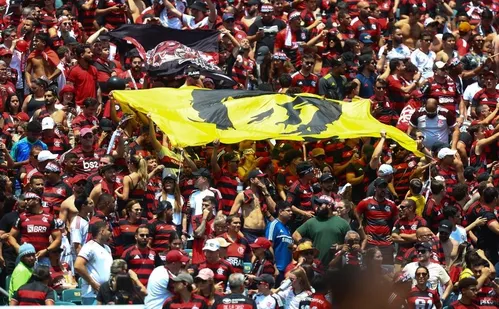 
          Imagem ilustrativa da imagem Flamengo será campeão se repetir desempenho do 1° turno contra rivais; veja
          