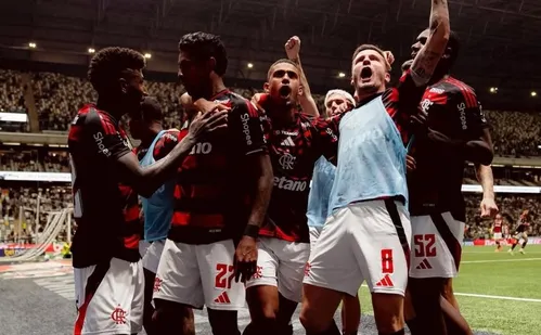 
          Imagem ilustrativa da imagem Flamengo tenta confirmar título e quatro lutam contra rebaixamento no Brasileiro
          