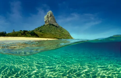 
          Imagem ilustrativa da imagem Governadora antecipa para maio a entrega do novo terminal do aeroporto de Noronha
          