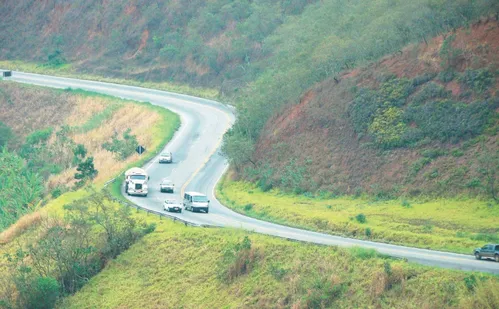 
          Imagem ilustrativa da imagem Governo anuncia R$ 2,3 bilhões e contratações para obras na BR-262
          