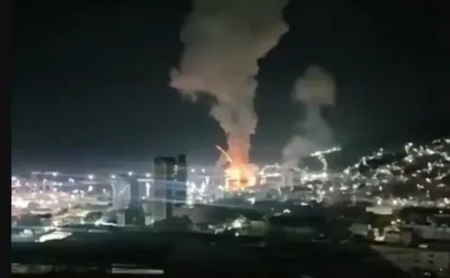 
          Imagem ilustrativa da imagem Governo da Venezuela convoca 'forças sociais e políticas' para mobilização
          