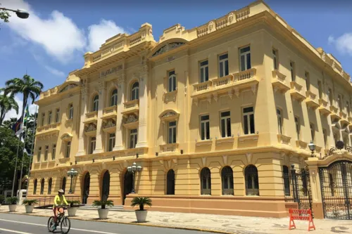 
          Imagem ilustrativa da imagem Governo de Pernambuco lança novo edital do Concurso Público Unificado com 462 Vagas
          