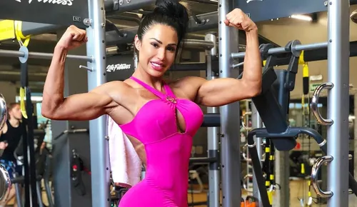 
          Imagem ilustrativa da imagem Gracyanne Barbosa revela que não come mais 40 ovos por dia
          