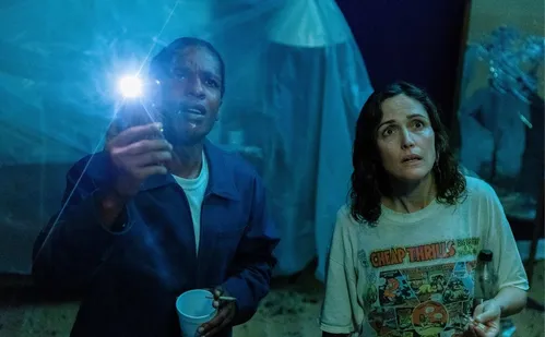 
          Imagem ilustrativa da imagem “Hamnet: A vida antes de Hamlet”: drama premiado estreia nos cinemas
          