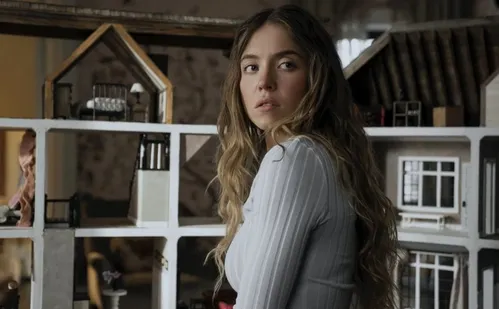 
          Imagem ilustrativa da imagem “Hamnet: A vida antes de Hamlet”: drama premiado estreia nos cinemas
          