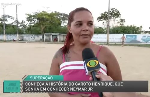 
          Imagem ilustrativa da imagem Henrique joga futebol com as mãos, sonha com Neymar e recebe vídeo do ídolo
          