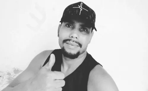 
          Imagem ilustrativa da imagem Homem é assassinado a tiros enquanto andava de bicicleta em Viana
          