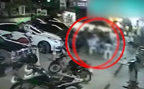 
          Imagem ilustrativa da imagem Homem é morto em bar no Sul do Espírito Santo
          