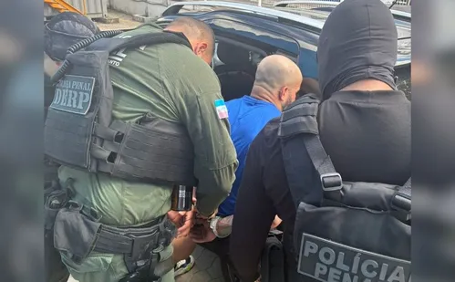 
          Imagem ilustrativa da imagem Homem é preso por ameaçar policial penal de morte em Vila Velha
          