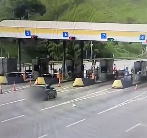 
          Imagem ilustrativa da imagem Homem é preso por suspeita de matar namorada e simular acidente de carro em MG
          