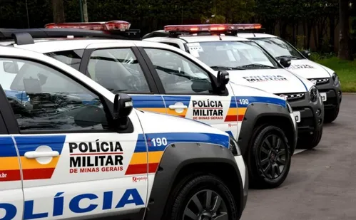 
          Imagem ilustrativa da imagem Homem mata pai, madrasta, irmãs e sobrinho a facadas em Minas Gerais
          