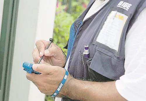 
          Imagem ilustrativa da imagem IBGE abre 321 vagas temporárias no Espírito Santo. Veja como se inscrever
          