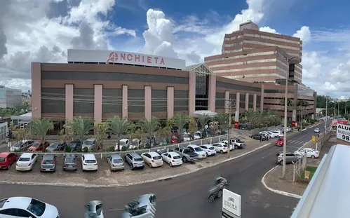 
          Imagem ilustrativa da imagem Investigados por mortes em hospital do DF são jovens iniciantes na área da Saúde
          