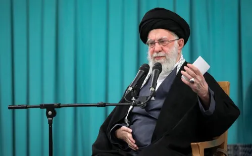 
          Imagem ilustrativa da imagem Irã alerta Trump para que ele não tomar nenhuma ação contra o líder supremo do país
          