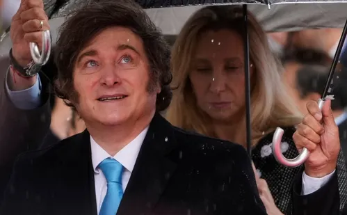 
          Imagem ilustrativa da imagem Javier Milei comemora prisão de Maduro: 'a liberdade avança'
          