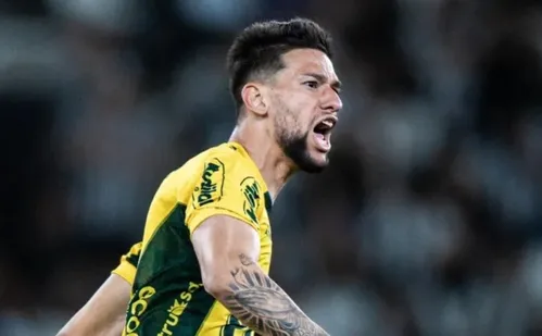 
          Imagem ilustrativa da imagem Jemmes desembarca no RJ para assinar com o Fluminense e frustra planos do São Paulo
          