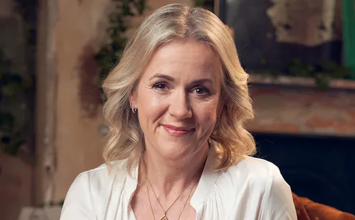 
          Imagem ilustrativa da imagem Jojo Moyes aposta na comédia em novo livro
          