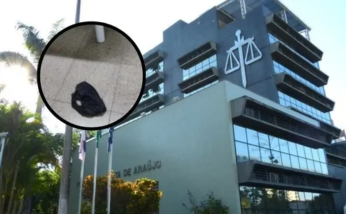 
          Imagem ilustrativa da imagem Juiz pede apuração após calcinha ser encontrada em fórum no ES
          