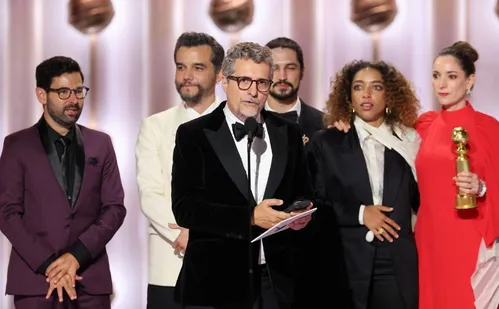 
          Imagem ilustrativa da imagem Kleber Mendonça Filho comemora indicações de 'O Agente Secreto' ao Bafta
          