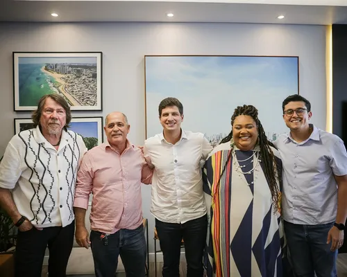 
          Imagem ilustrativa da imagem Lenine, Carmen Virgínia e Madeira do Rosarinho. Homenageados do Carnaval do Recife
          