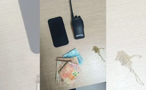 
          Imagem ilustrativa da imagem Liderança do tráfico do Morro do Cabral é preso durante operação em Vitória
          