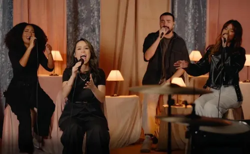 
          Imagem ilustrativa da imagem Lílian Marinho lança música com o grupo O Canto das Igrejas
          