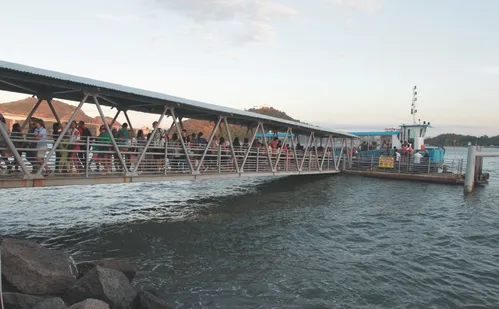 
          Imagem ilustrativa da imagem Maior barco do Aquaviário deve começar operar em janeiro de 2026
          