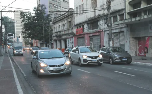 
          Imagem ilustrativa da imagem Mais de 7,8 mil têm carteira renovada sem pagar nada no ES
          