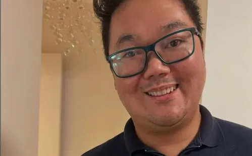 
          Imagem ilustrativa da imagem Médico morre após salvar filhas de afogamento em praia do Paraná
          