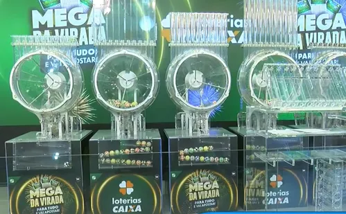 
          Imagem ilustrativa da imagem Mega da Virada premia 6 apostas; cada uma vai receber R$ 181,8 milhões
          