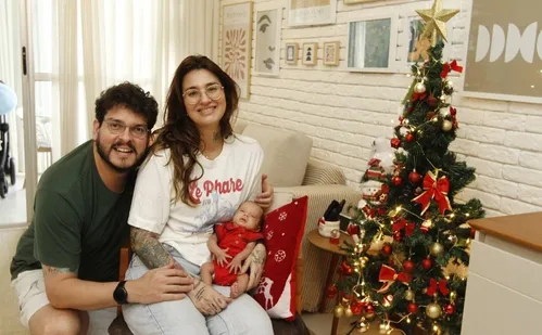 
          Imagem ilustrativa da imagem “Milagres de Natal” após desafios na UTI
          