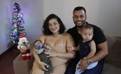 
          Imagem ilustrativa da imagem “Milagres de Natal” após desafios na UTI
          