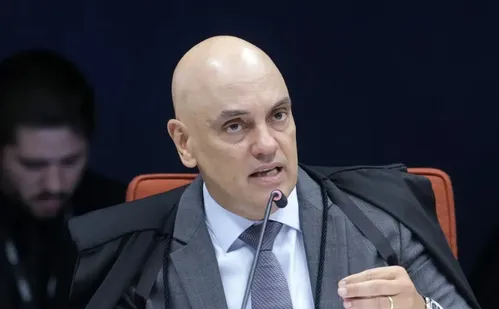 
          Imagem ilustrativa da imagem Moraes rejeita recurso de Bolsonaro contra condenação por golpe
          