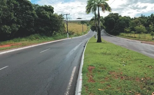 
          Imagem ilustrativa da imagem Motorista de aplicativo é assaltado durante corrida na Serra
          