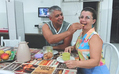 
          Imagem ilustrativa da imagem Mudanças nas famílias: número de casais sem filhos dobra nos últimos anos
          