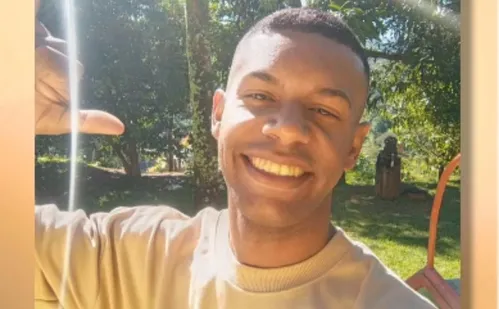 
          Imagem ilustrativa da imagem Mulher mata irmão com facada após discussão dentro de casa em Cariacica
          