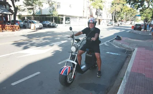 
          Imagem ilustrativa da imagem Multa de R$ 293,47 para moto elétrica sem placa no Espírito Santo
          