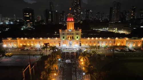 
          Imagem ilustrativa da imagem Natal no Derby: Programação reúne Missa do Galo e Culto Evangélico no Recife
          