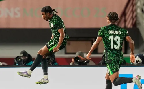 
          Imagem ilustrativa da imagem Nigéria dá show, goleia e avança na Copa Africana das Nações
          