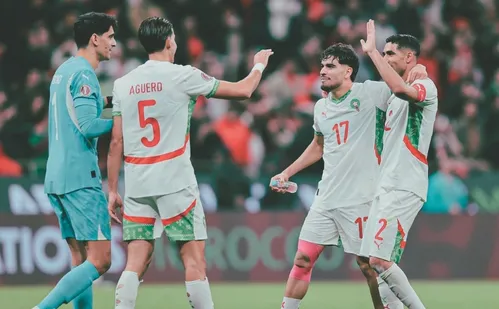 
          Imagem ilustrativa da imagem Nigéria e Marrocos apostam em diferentes forças
          